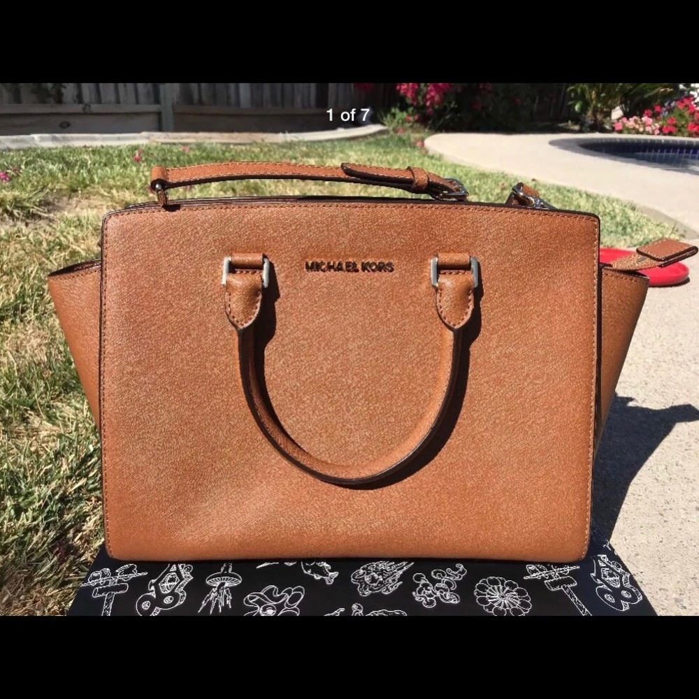 Michael Kors Large Selma Satchel Tote Purse